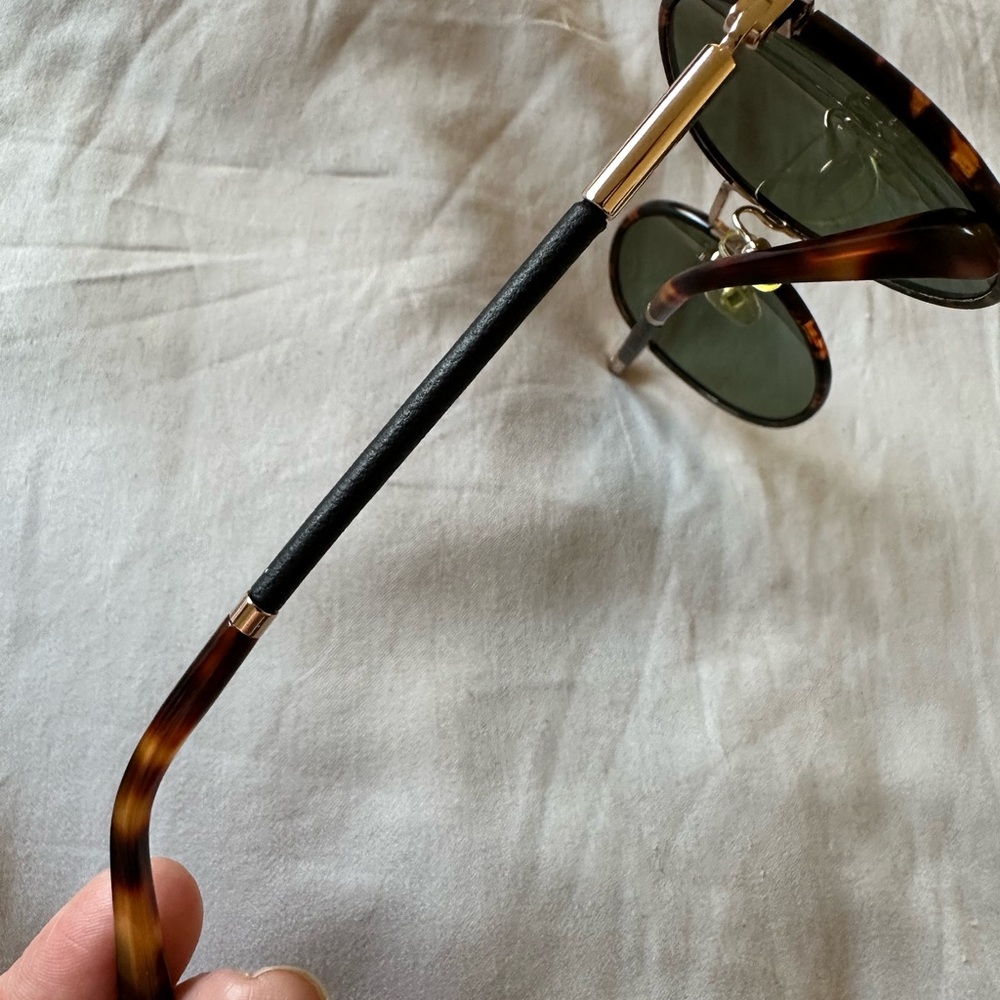 Linda Farrow x The Row Sunglasses Tortoise with case - Picture 10 of 11